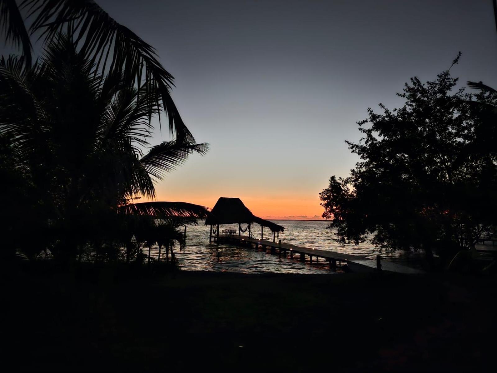 Cabana Con Muelle Privado En La Laguna De Бакалар Экстерьер фото
